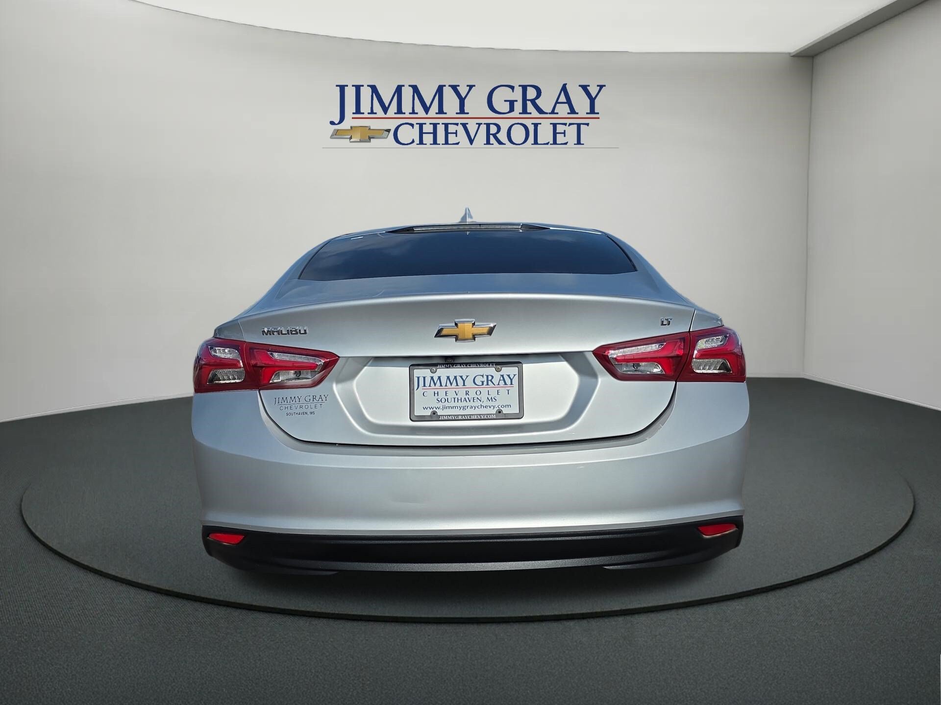 Used 2021 Chevrolet Malibu LT FWD image 4