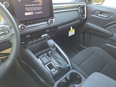 New 2026 GMC Canyon Elevation w/ Convenience Package RWD image 26