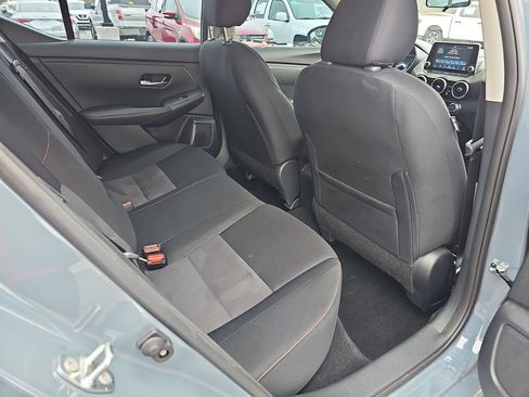 Used 2025 Nissan Sentra SR image 14