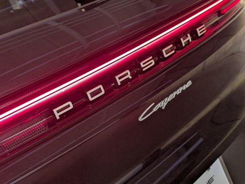 New 2026 Porsche Cayenne image 16