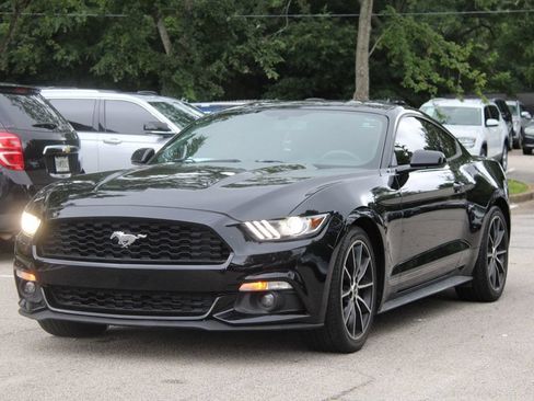 Used 2015 Ford Mustang Coupe w/ Wheel & Stripe Package RWD image 3