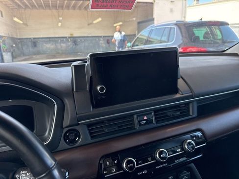 Used 2023 Honda Pilot Elite image 24