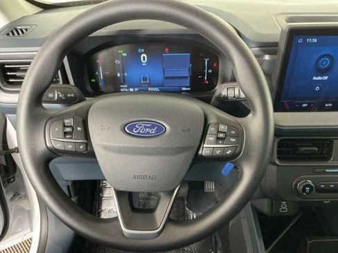 New 2025 Ford Maverick XL image 17