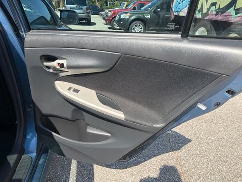 Used 2013 Toyota Corolla S FWD image 25