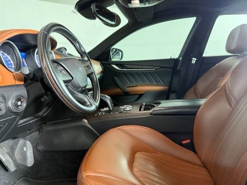 Used 2019 Maserati Ghibli S GranLusso RWD image 33