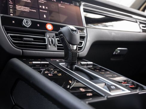 Used 2026 Porsche Macan S image 27