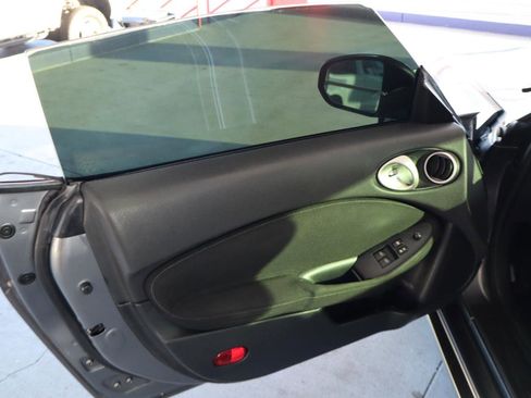 Used 2012 Nissan 370Z Coupe image 12
