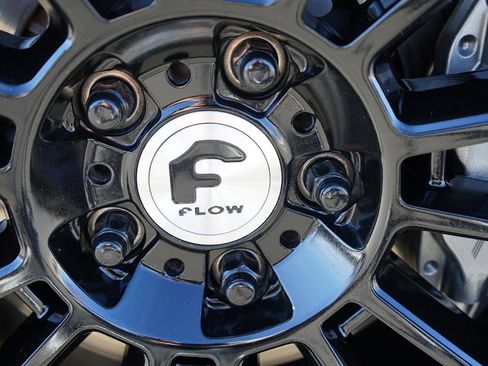 Used 2016 Chevrolet Corvette Stingray Coupe w/ 2LT Preferred Equipment Group image 31