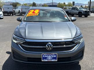 Used 2024 Volkswagen Jetta SE FWD video 2
