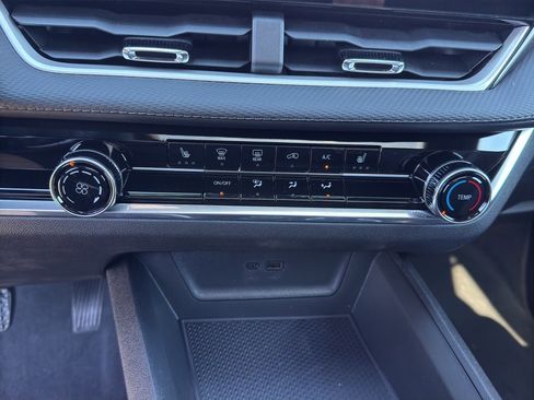 New 2026 Chevrolet Equinox LT image 15