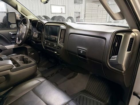 Used 2019 Chevrolet Silverado 2500 LTZ w/ LTZ Plus Package AWD/4WD image 12