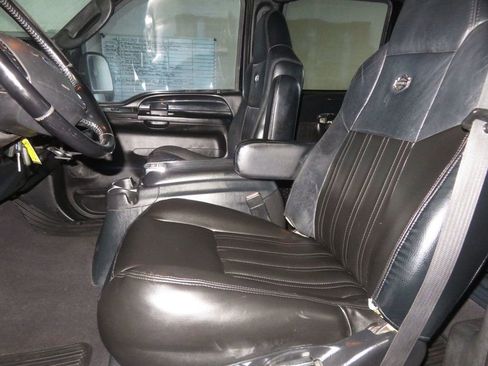 Used 2004 Ford F350 Harley-Davidson image 24