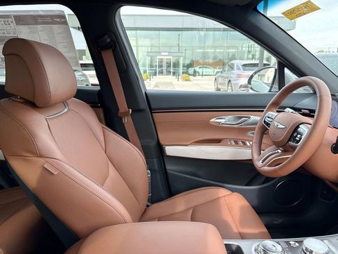 New 2026 Genesis GV70 2.5T Advanced image 13