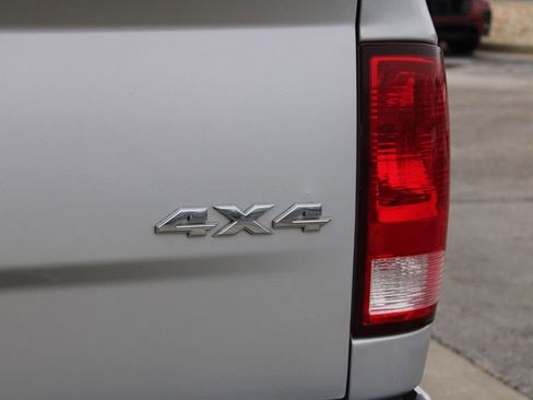 Used 2018 RAM 1500 Express w/ Express Value Package image 9