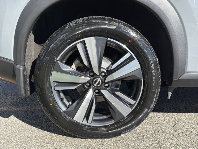 Certified 2023 Nissan Rogue SL AWD/4WD image 12