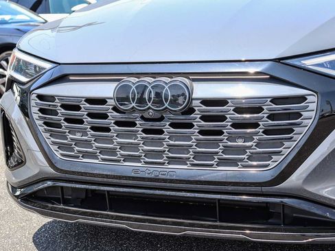 Used 2024 Audi Q8 e-tron Prestige w/ Prestige Package AWD/4WD image 8