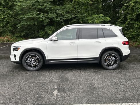 New 2026 Mercedes-Benz GLB 250 image 12