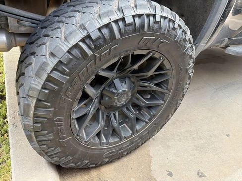 Used 2022 GMC Sierra 1500 AT4 w/ AT4 Premium Package image 16