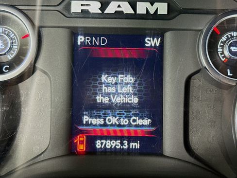 Used 2024 RAM 2500 Big Horn w/ Off Road Package AWD/4WD image 15