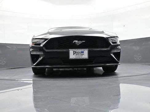 Used 2019 Ford Mustang Convertible RWD image 28