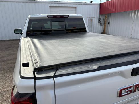 Used 2023 GMC Sierra 1500 Denali w/ Technology Package image 11