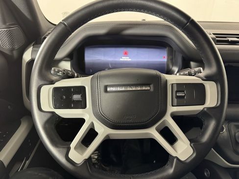 Used 2023 Land Rover Defender 110 X-Dynamic SE image 11