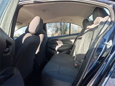 Used 2022 Toyota Corolla LE image 10