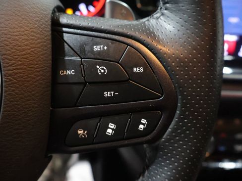 Used 2023 Dodge Durango GT image 38