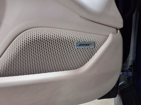 Used 2024 Porsche Taycan 4S image 17