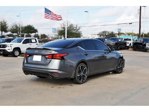 Used 2024 Nissan Altima 2.5 SR image 6