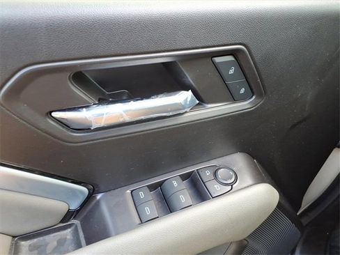 Used 2024 Chevrolet Colorado ZR2 w/ Technology Package image 15