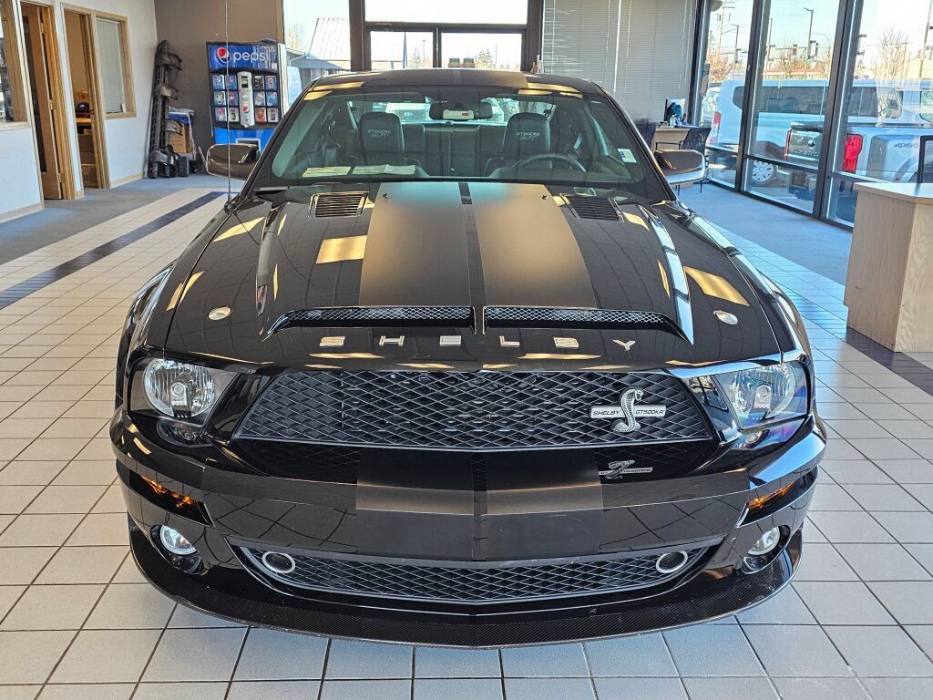 Used 2009 Ford Mustang Shelby GT500 RWD image 8