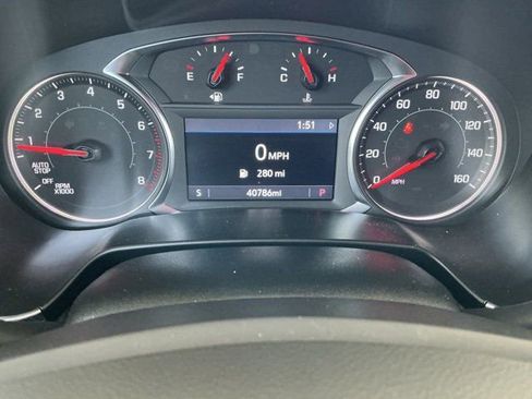 Used 2025 Chevrolet Blazer LT FWD image 28