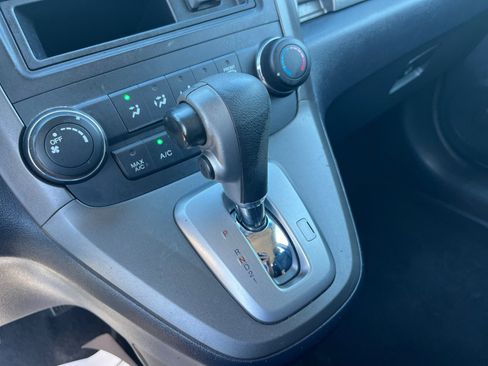 Used 2011 Honda CR-V LX image 29