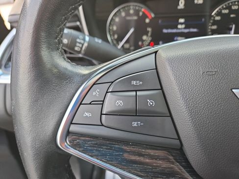 Certified 2022 Cadillac XT5 Premium Luxury image 19