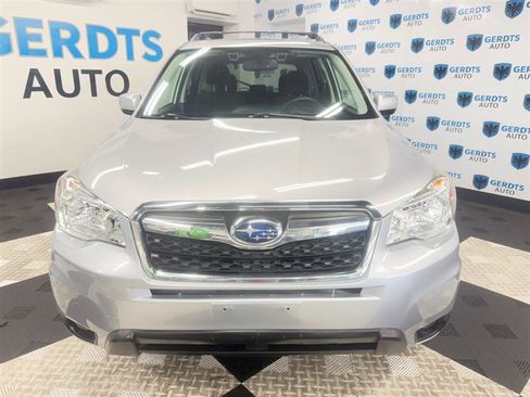 Used 2016 Subaru Forester 2.5i Premium AWD/4WD image 2