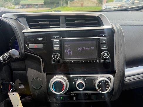 Used 2017 Honda Fit LX image 16