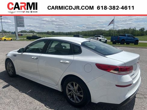 Used 2019 Kia Optima LX FWD image 4