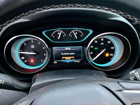 Used 2017 Buick Envision Preferred image 19