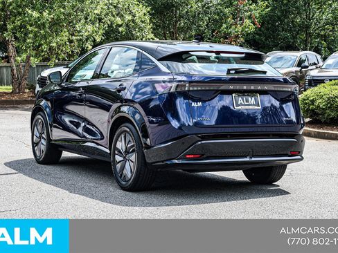 Used 2023 Nissan Ariya FWD image 8