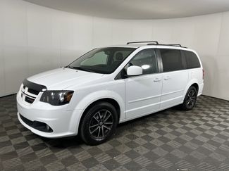 Used 2017 Dodge Grand Caravan GT image 1