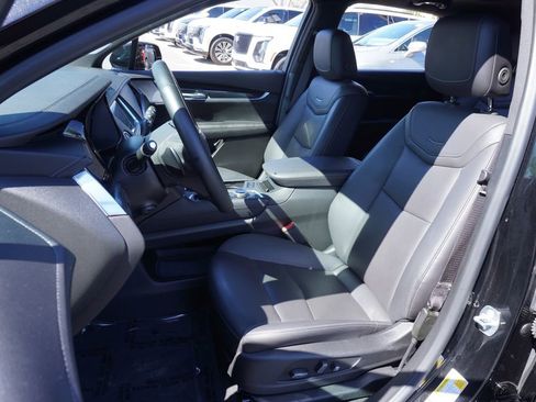 Certified 2025 Cadillac XT5 Premium Luxury image 14