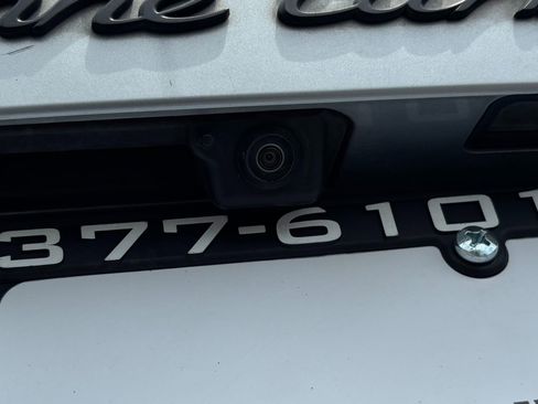 Used 2023 Porsche Cayenne Turbo AWD/4WD image 18