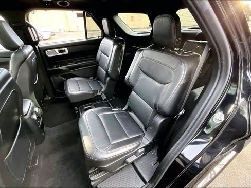 Used 2020 Ford Explorer Limited image 20