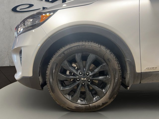 Used 2019 Kia Sorento S AWD/4WD image 11