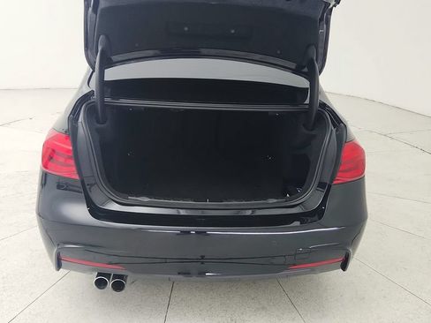 Used 2017 BMW 330i Sedan RWD image 33