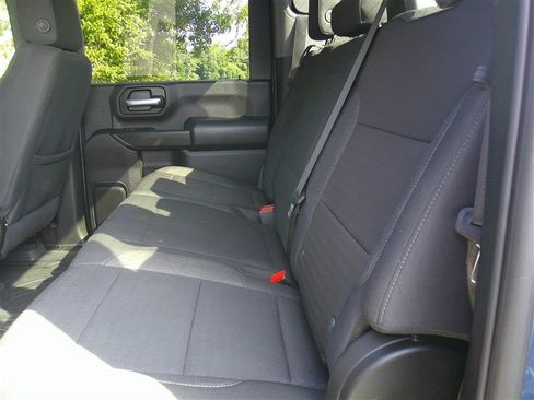 Used 2024 Chevrolet Silverado 2500 Custom w/ Custom Value Package AWD/4WD image 16