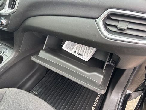 Used 2022 Chevrolet Equinox LT image 44