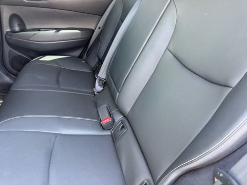 Used 2025 Toyota Corolla Cross XLE w/ Convenience Package FWD image 13
