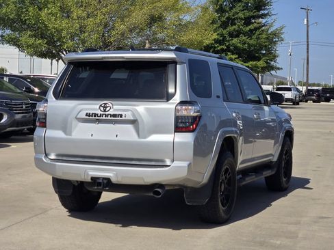 Used 2023 Toyota 4Runner SR5 Premium w/ Moonroof Package RWD image 4